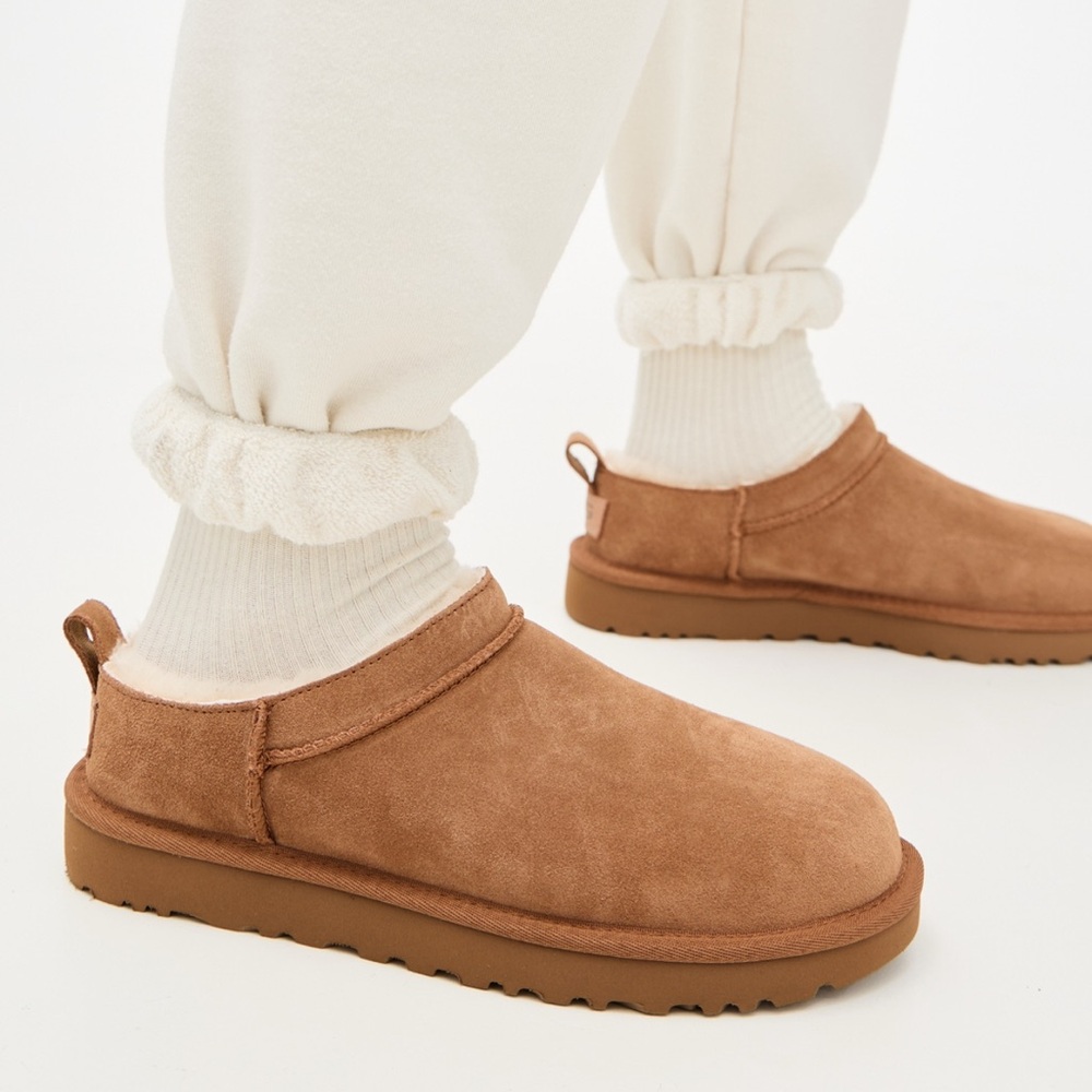 BRAND NEW Ugg Classic Micro |10|